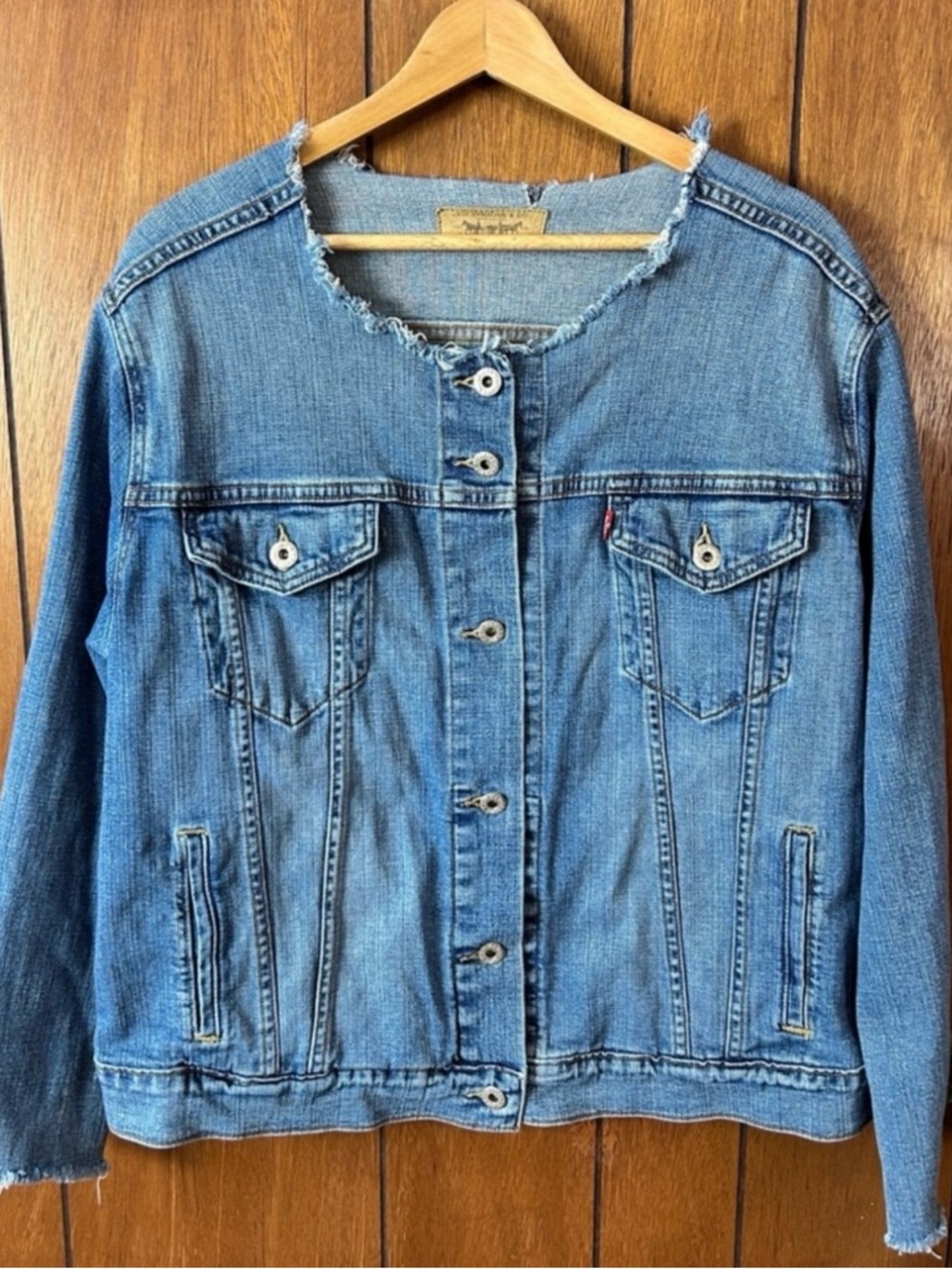 Classic Blue Denim Jean Jacket - Casual Women's Outerwear